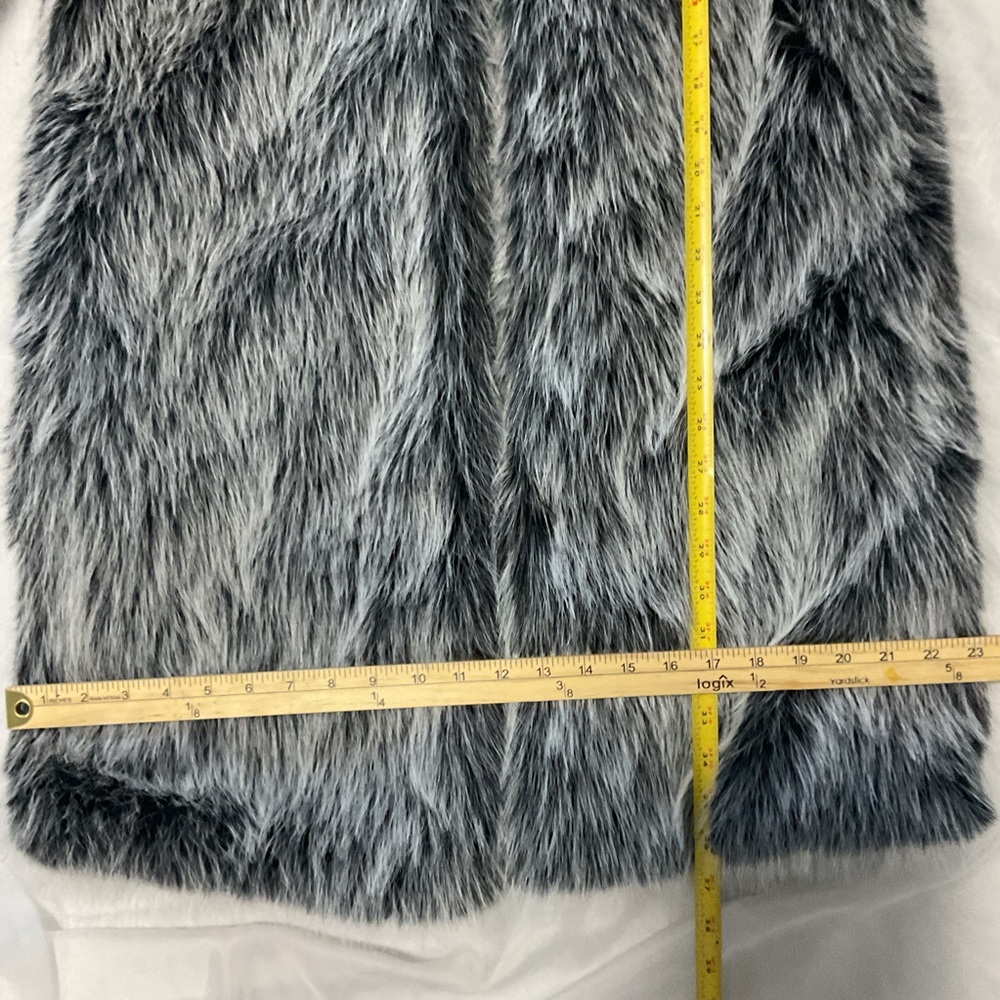 NWT  Faux Fur Arctic Fox Silver Black Long Thick Heavy Beautifulb Coat Large - Picture 14 of 16